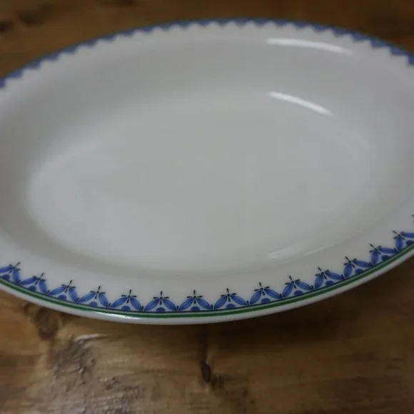 Villeroy & Boch Oval Vegetable Bowl, 10 inch, STUNNING PRISTINE CONDITION*** - Picture 1 of 3